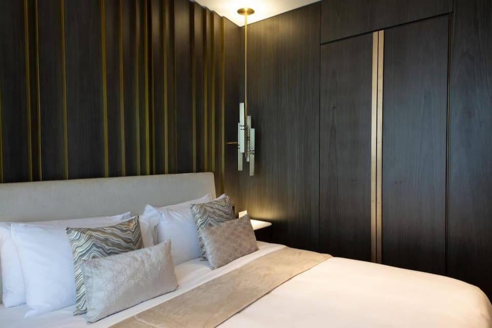 Opulent 2 Bedroom Apartment In Five Palm Jumeirah Apartment in Dubai