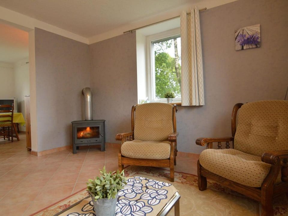 Holiday Home with Garden, Heating, Barbecue Vacation rental in Wallonia, Belgium