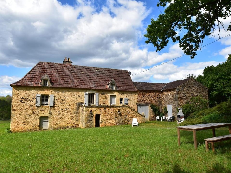 Holiday home  with garden Vacation rental in Occitanie