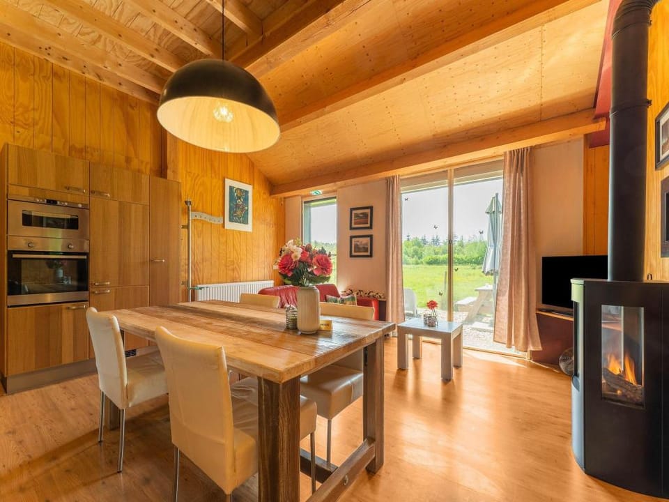 Cottage in Dwingelderveld with Scenic Views Vacation rental in Drenthe (province)