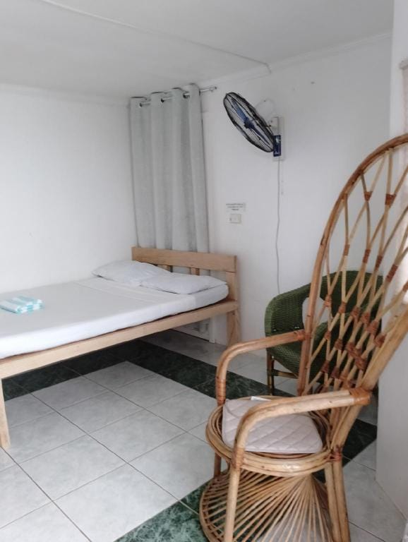 OceanBreeze Suite Room17 Vacation rental in Central Visayas