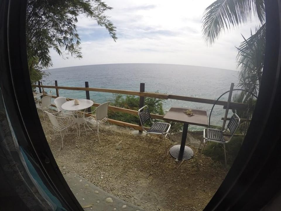 La Bella Boljoon Beach House Villa in Central Visayas