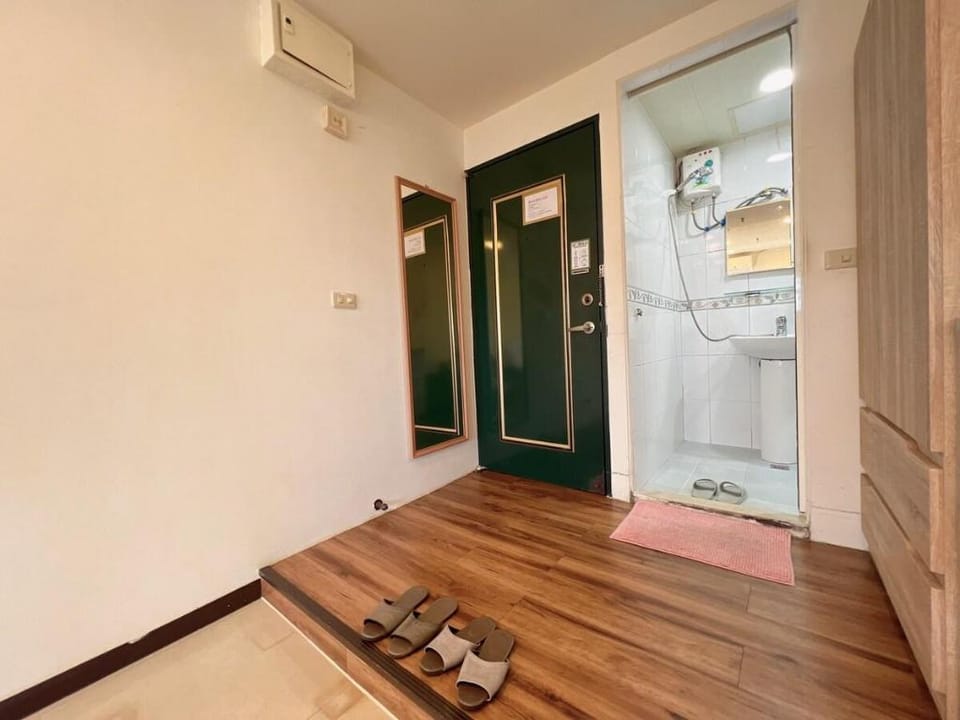 endendend/B5 Apartment in Taipei City