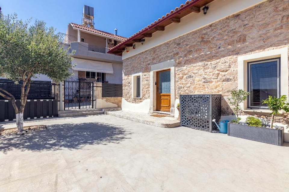Thrapsano House at Iraklion Crete For up to 8 Persons Villa in Crete
