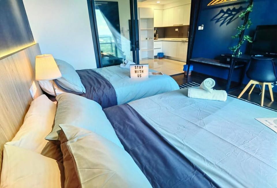 Almas Suites Family 4Pax Netflix 100mbps BySTAY Vacation rental in Johor