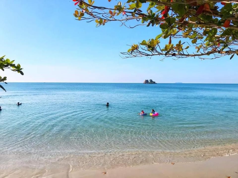 Avatara A64B Apartment in Chon Buri Changwat