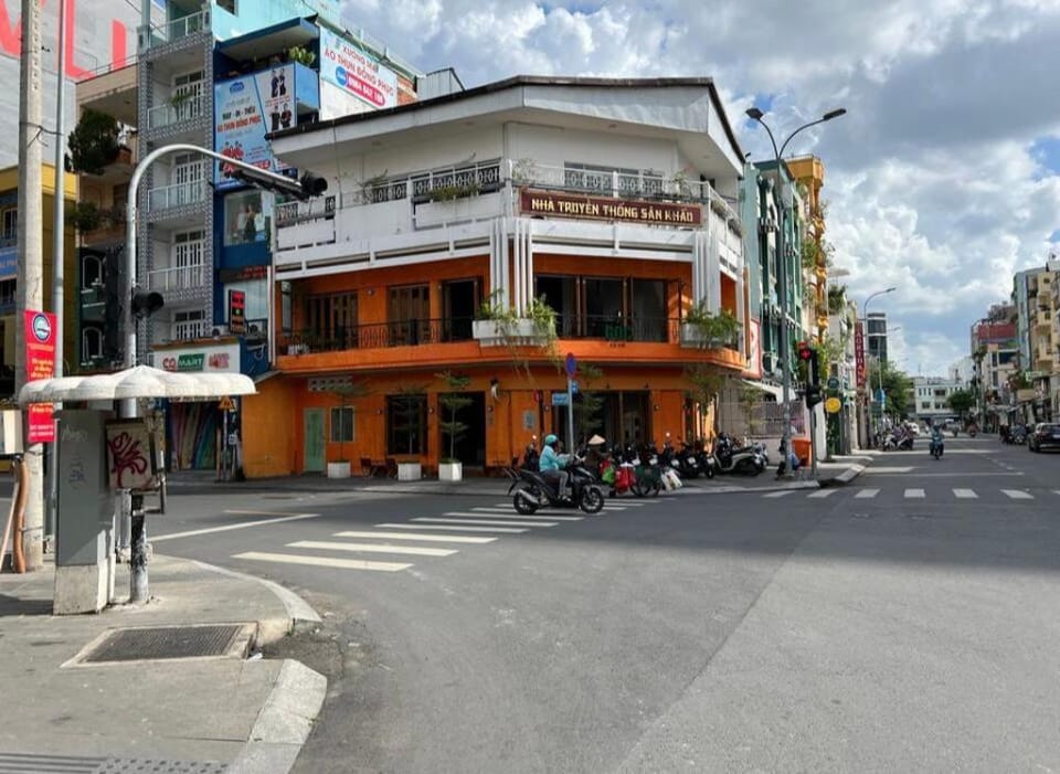Lux Studio - District 1 Fun hup Bùi Viện Apartment in Ho Chi Minh City