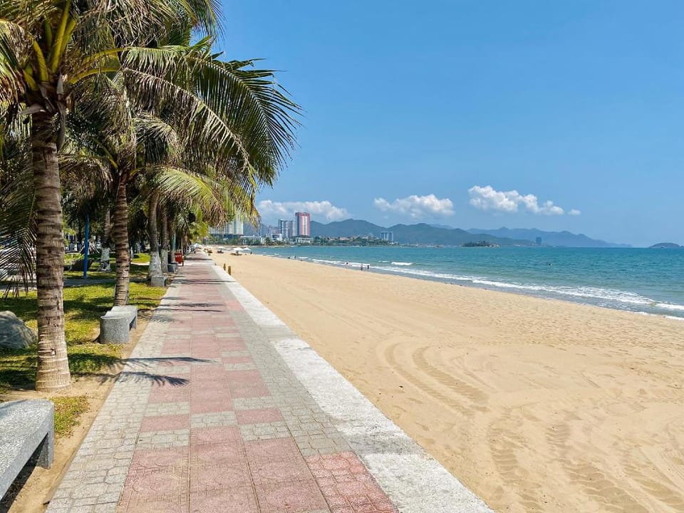 GOLD COAST 2 bedrooms WITH BALCONY OCEAN-VIEW Apartment in Nha Trang