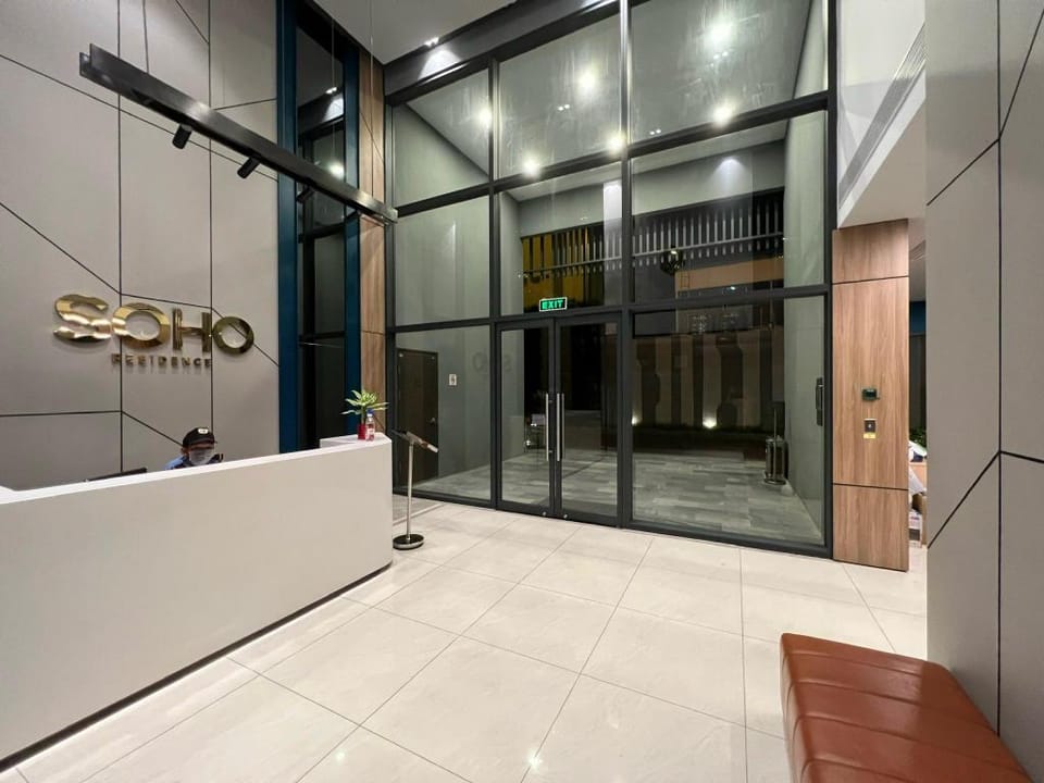 Lux Studio - District 1 - Fun hub Bùi Viện Apartment in Ho Chi Minh City