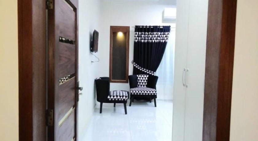Travelodge Guesthouse Bed and Breakfast in Islamabad