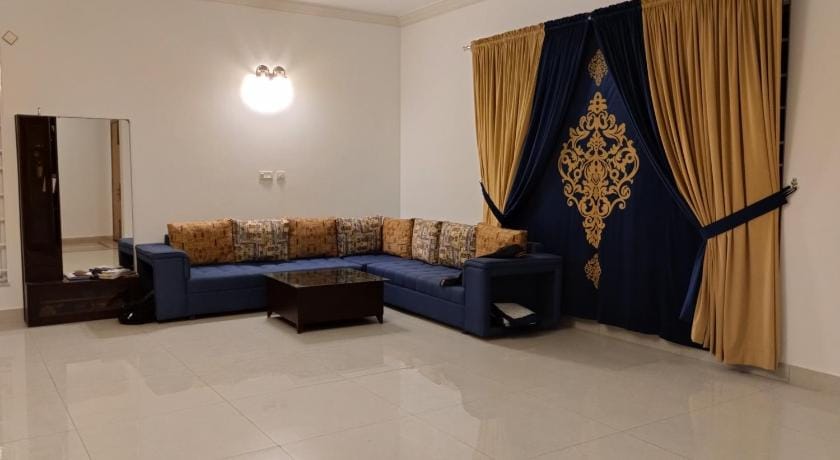 Travelodge Guesthouse Bed and Breakfast in Islamabad
