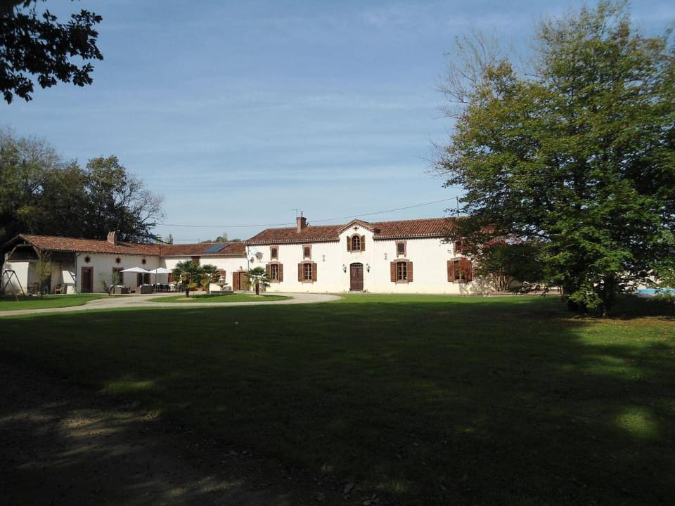 Luxurious holiday home with private pool Vacation rental in Occitanie