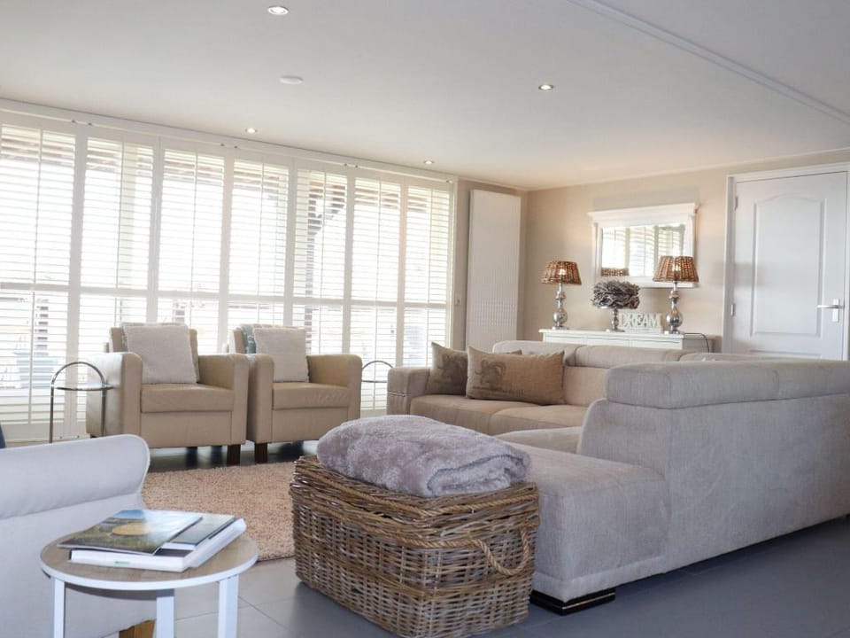 Cottage in Paesens near Wadden Sea Vacation rental in Friesland, Netherlands