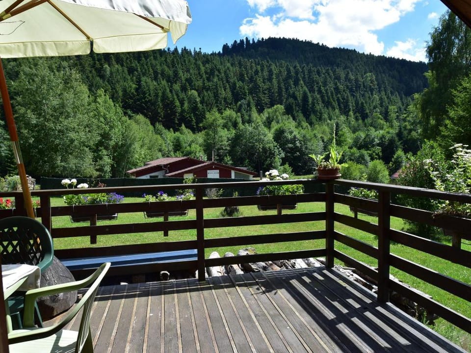 Quiet Chalet with Garden Vacation rental in Grand Est