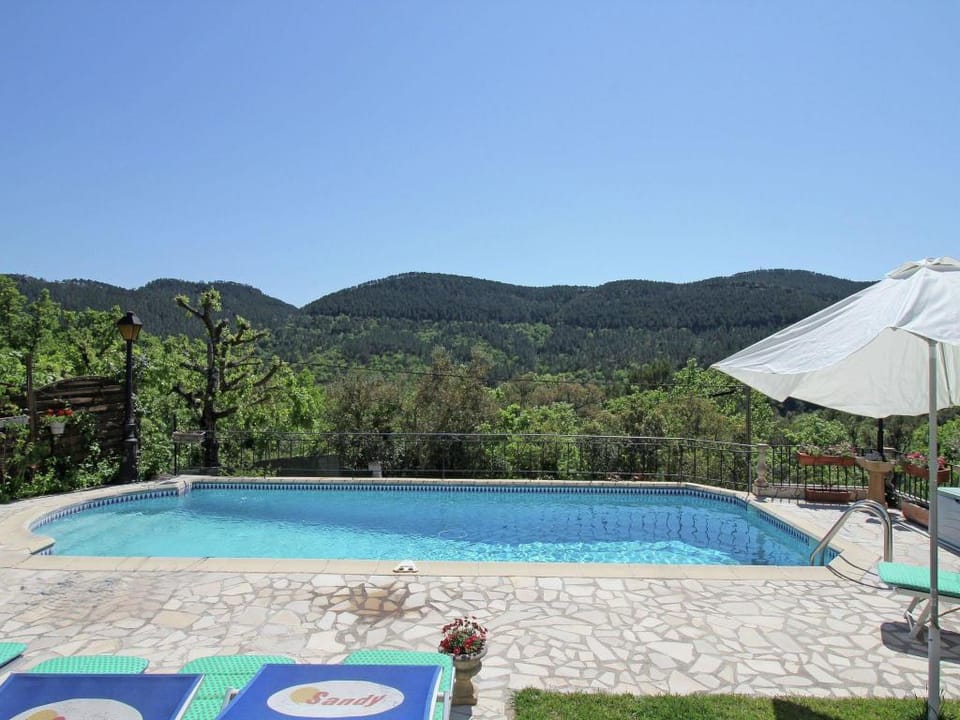 Villa in Bagnols with Pool  Near Nature Parks Vacation rental in Fréjus
