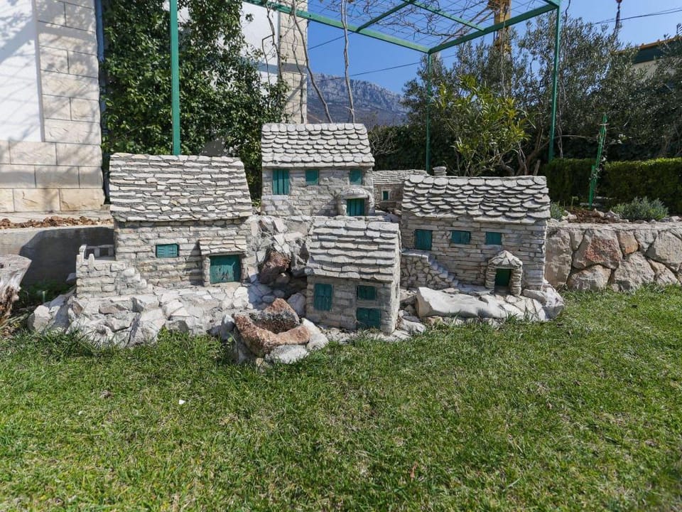 Apartment in Kastel Gomilica near the Sea Apartment in Šibenik-Knin County, Croatia