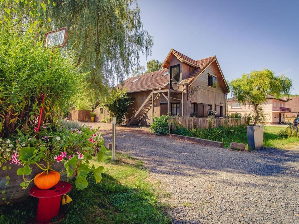 Saint-Quirin Garden Stay Vacation rental in Grand Est