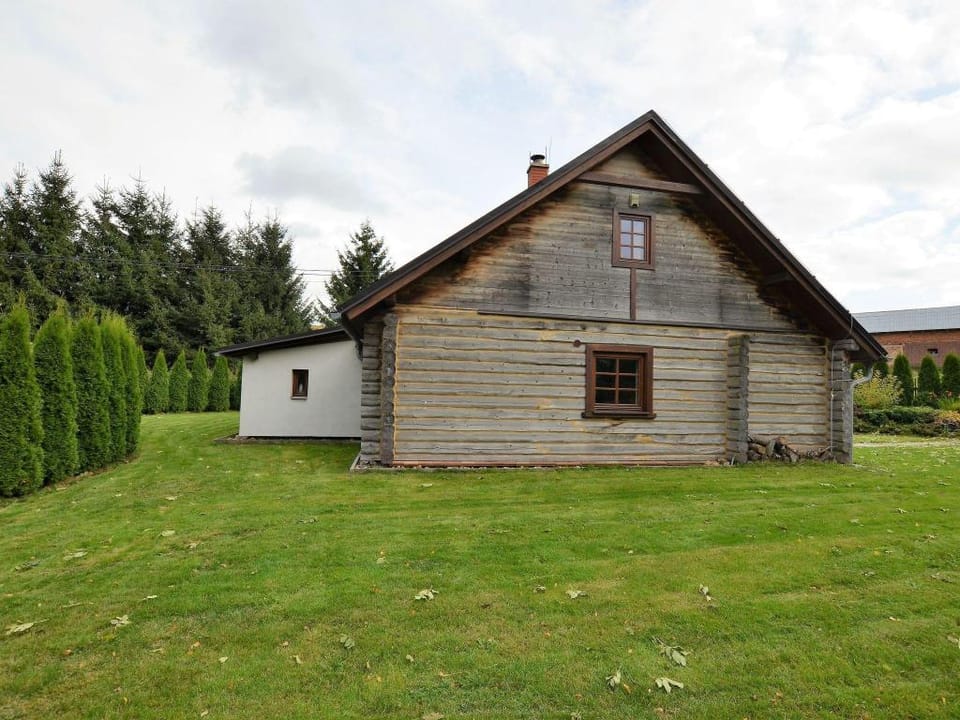 Scenic holiday home in Sluknov with garden Vacation rental in Saxony