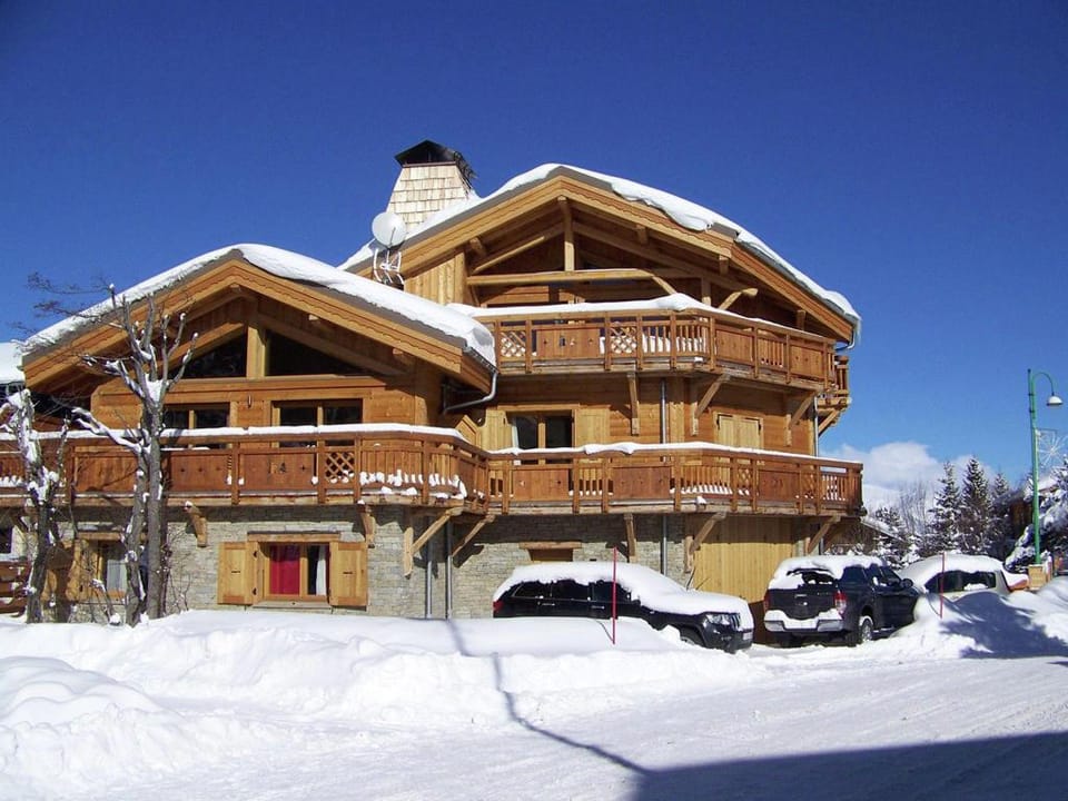 Chalet in Les 2 Alpes near Ski Piste Vacation rental in Les Deux Alpes