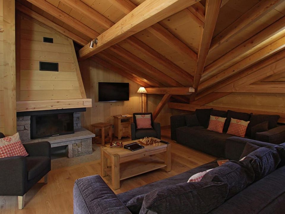 Chalet in Les 2 Alpes near Ski Piste Vacation rental in Les Deux Alpes