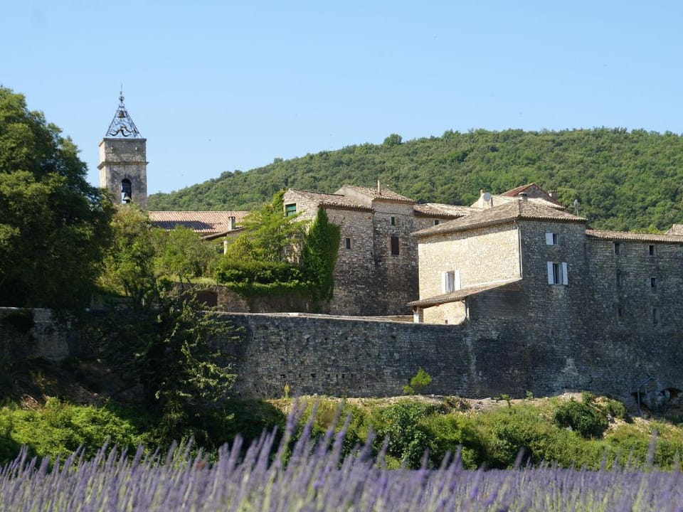 Montclus Charm Views  Calm Vacation rental in Provence-Alpes-Côte d'Azur