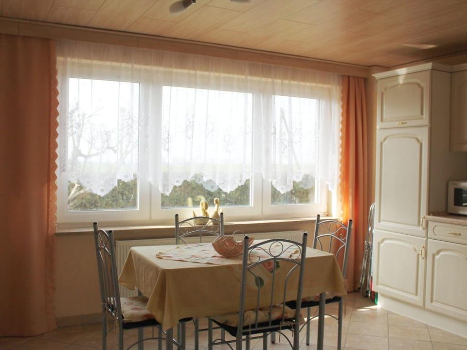 Geraumige Ferienwohnung mit Garten in Brusow Apartment in Mecklenburg-Vorpommern, Germany