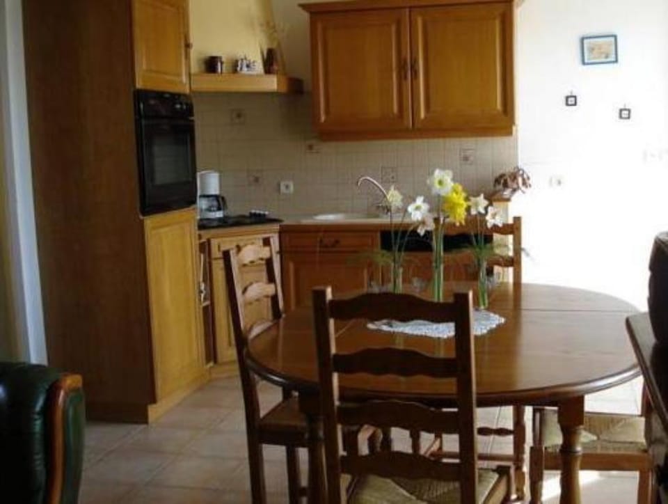 Cozy Garden Villa in Bonnemain Vacation rental in Brittany