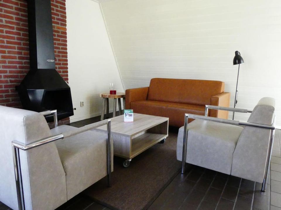 Chalet Near Trails  Forest Vacation rental in Hoenderloo