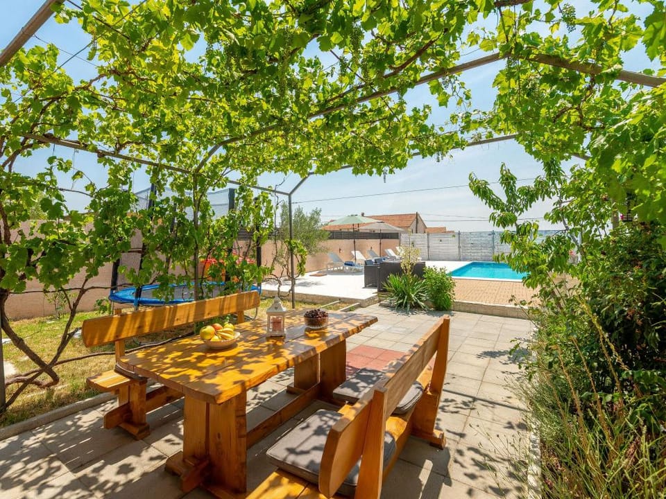 Holiday Home in Lisicic with Pool Vacation rental in Šibenik-Knin County, Croatia