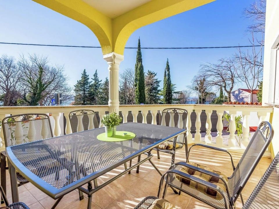 Villa in Croatia near Beach with Pool Vacation rental in Primorje-Gorski Kotar County