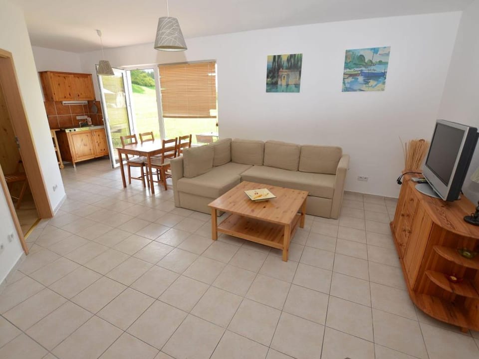 Retreat with Garden Views Apartment in Lower Silesian Voivodeship