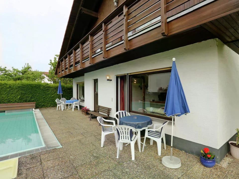 Apartment in Armsfeld mit Pool Apartment in Hesse