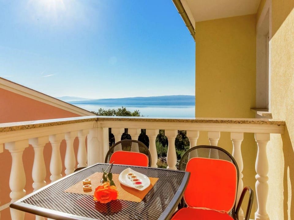 Apartment in Dramalj near the Sea Apartment in Primorje-Gorski Kotar County