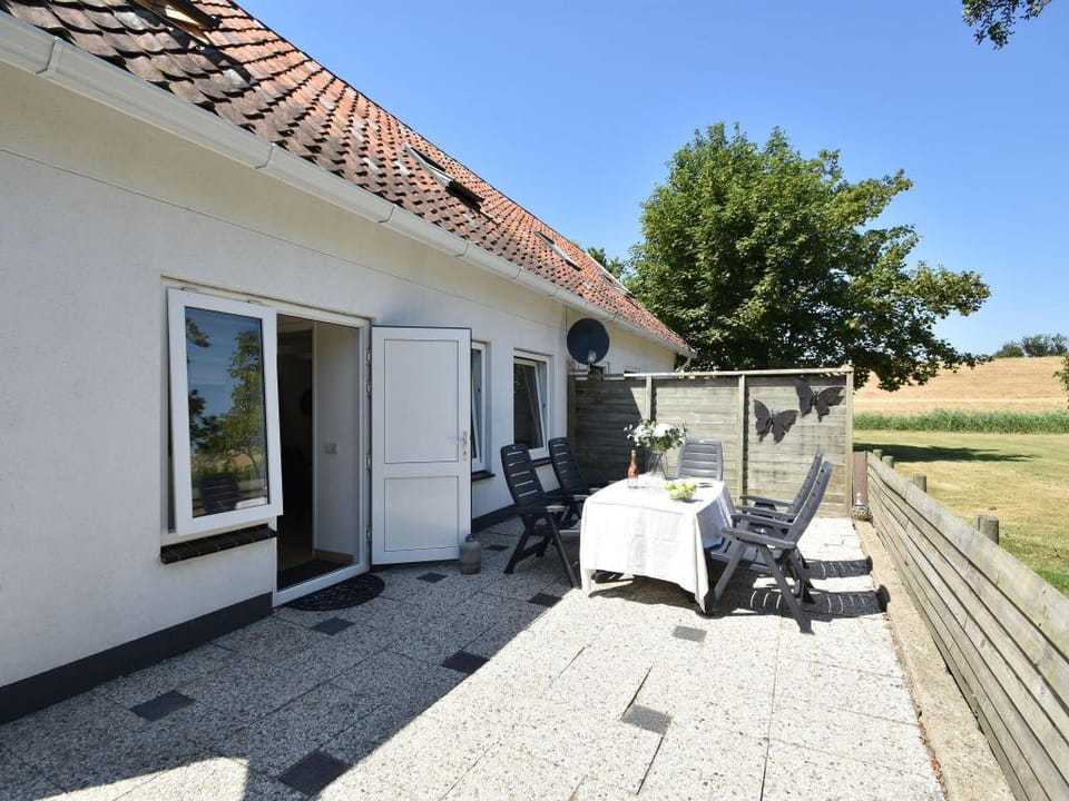 Peaceful Holiday Home with Garden Vacation rental in Zeeland, Netherlands