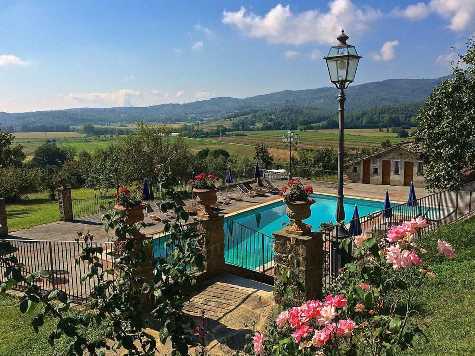 Elegant Villa with Valley Vacation rental in Tuscany