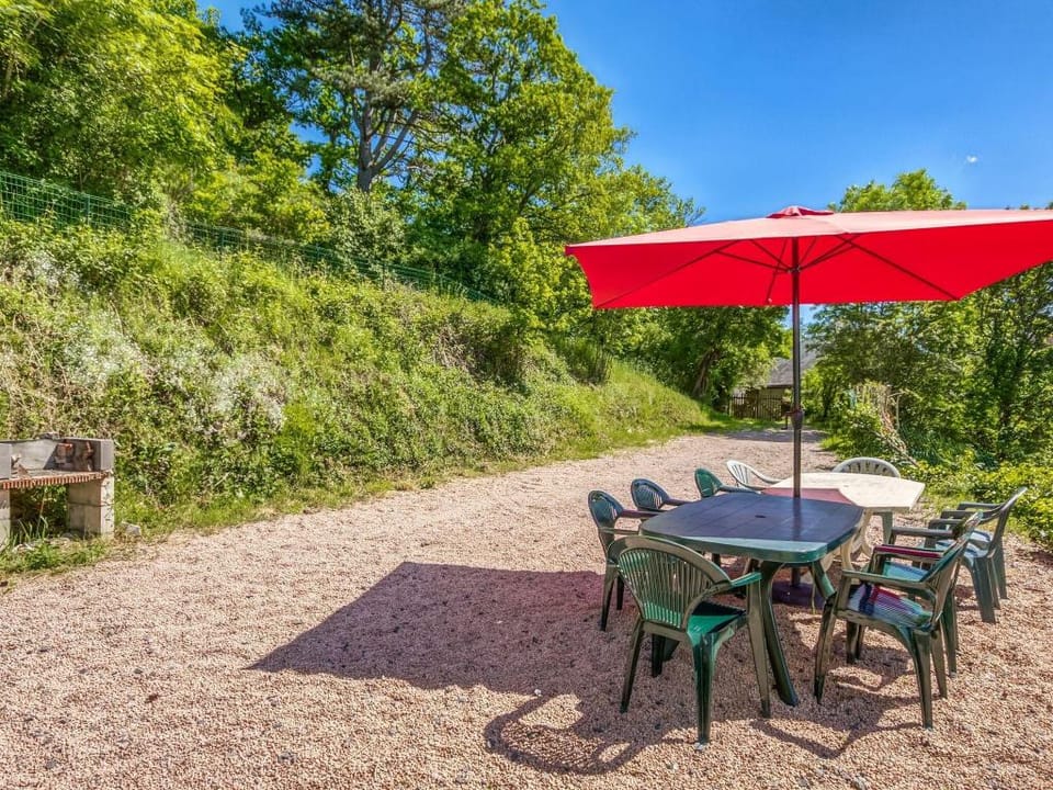 Cottage in Pontgibaud by Volcano Park Vacation rental in Auvergne-Rhône-Alpes