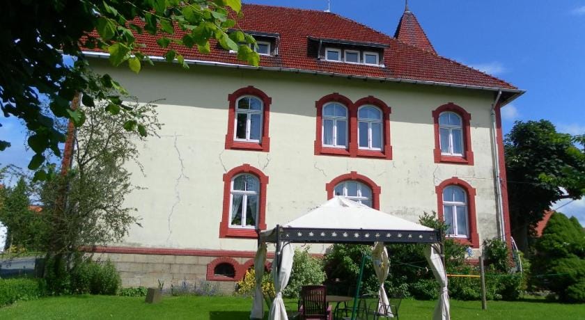 Ferienwohnung mit Garten auf dem Bauernhof Vacation rental in Hesse