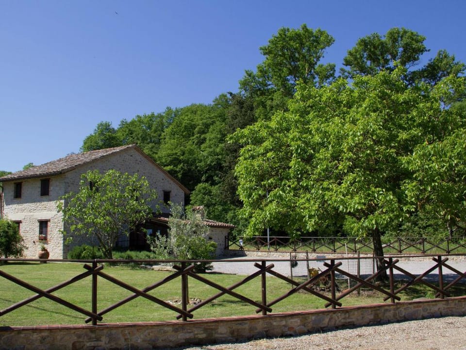 Holiday Home in Pietrafitta near Lake Trasimeno Vacation rental in Umbria