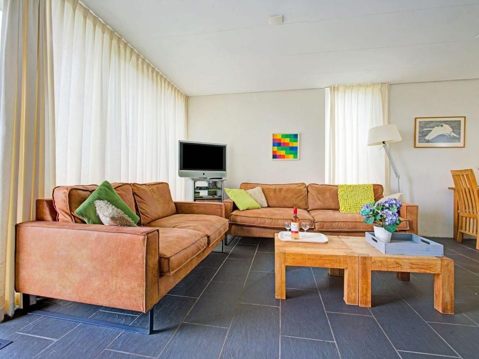 House in Boornzwaag with Private Jetty Vacation rental in Friesland, Netherlands