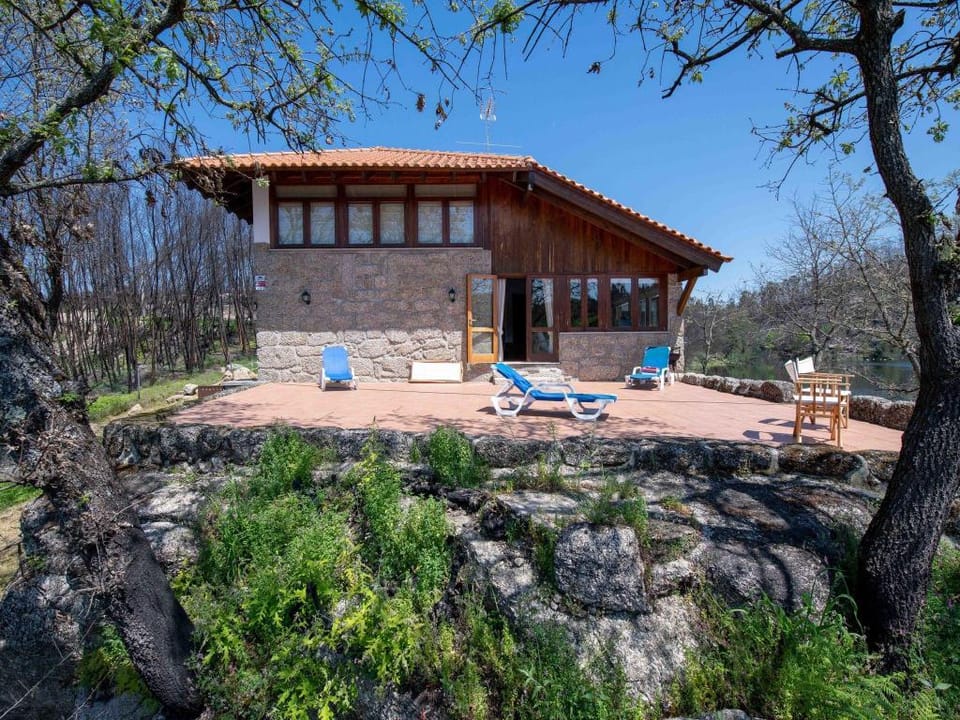 Mansion in Dao Valley by River Beach Vacation rental in Coimbra District, Portugal