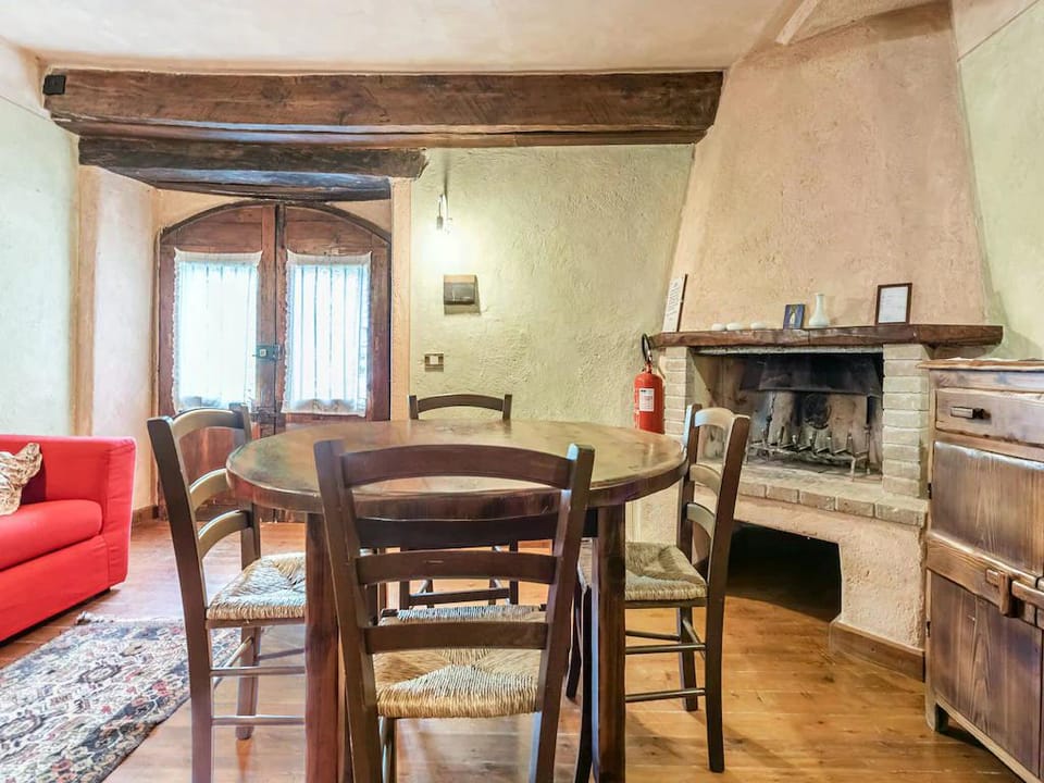 Apartment with swimming pool near the forest Vacation rental in Umbria