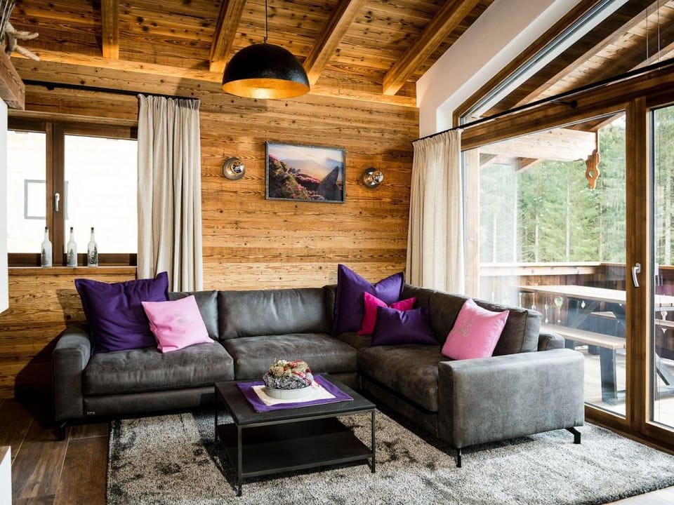 Luxury Chalet with Views and Sauna Vacation rental in Salzburgerland