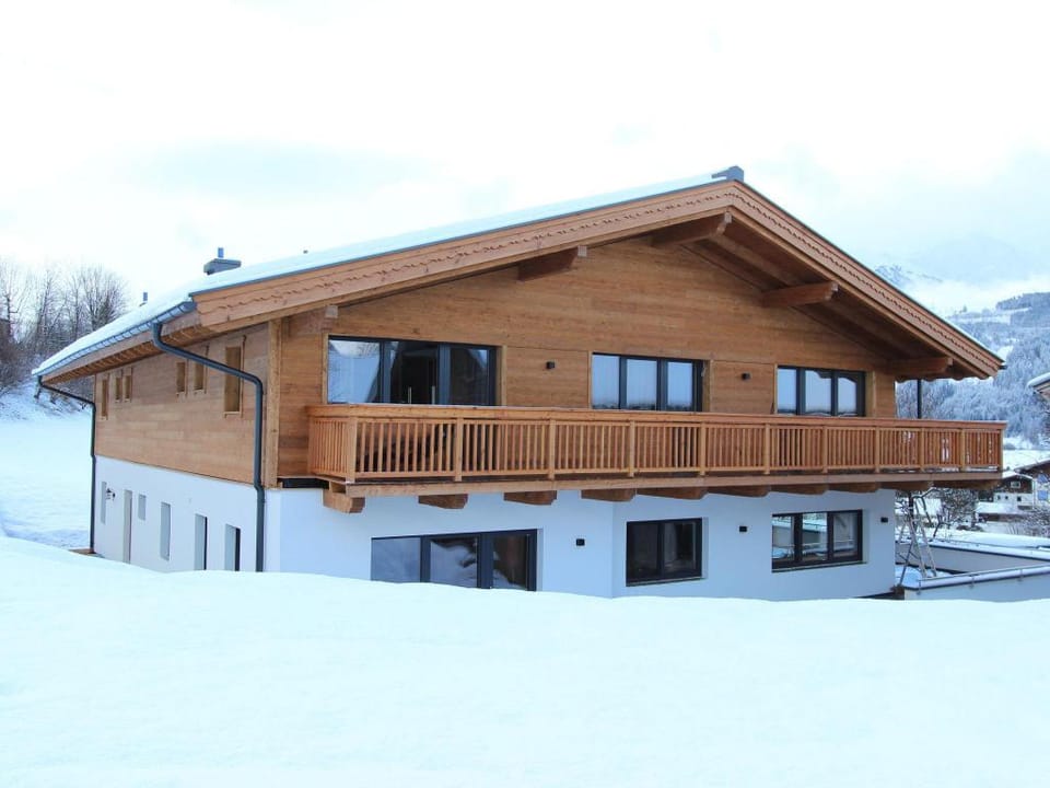 Apartment in Piesendorf near Ski Slopes Apartment in Piesendorf