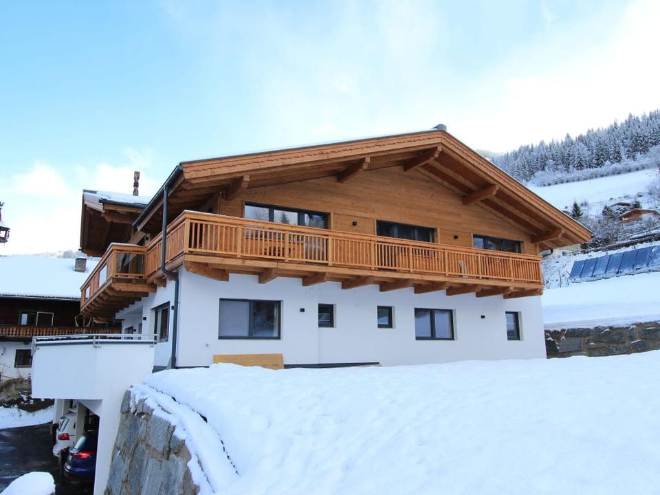 Apartment in Piesendorf near Ski Slopes Apartment in Piesendorf