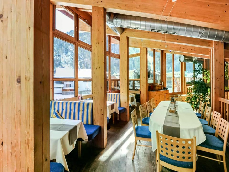 Apartment in Huben near Solden Ski Bus Apartment in Trentino-South Tyrol