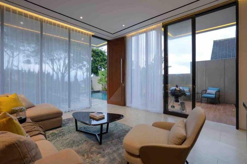 Alcola Villa (Bahama) - Luxurious 3BR Private Pool Villa in Batu