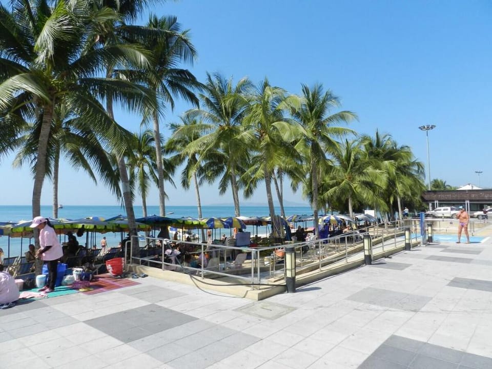 Jomtien Plaza Condotel. Studio sea view 20-02. Apartment in Pattaya City