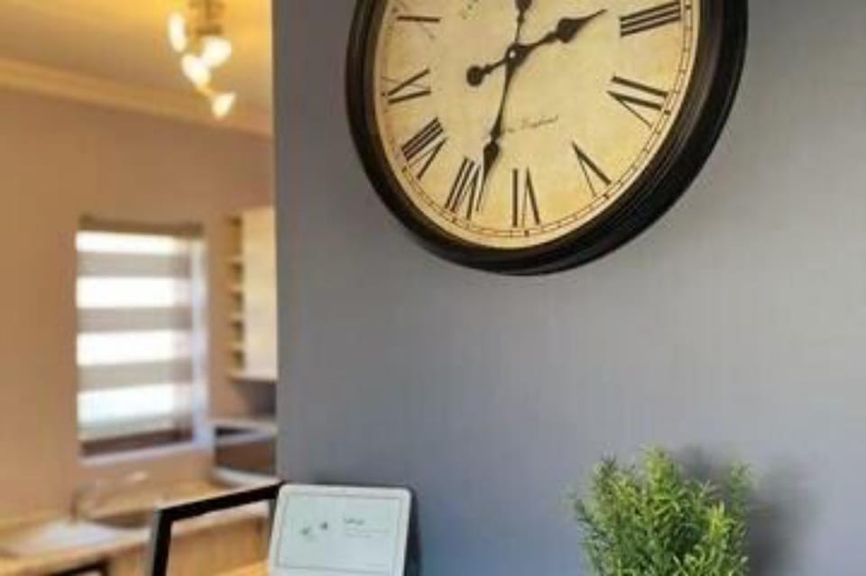 Relaxing SMART home, close to Mall of Africa Vacation rental in Sandton