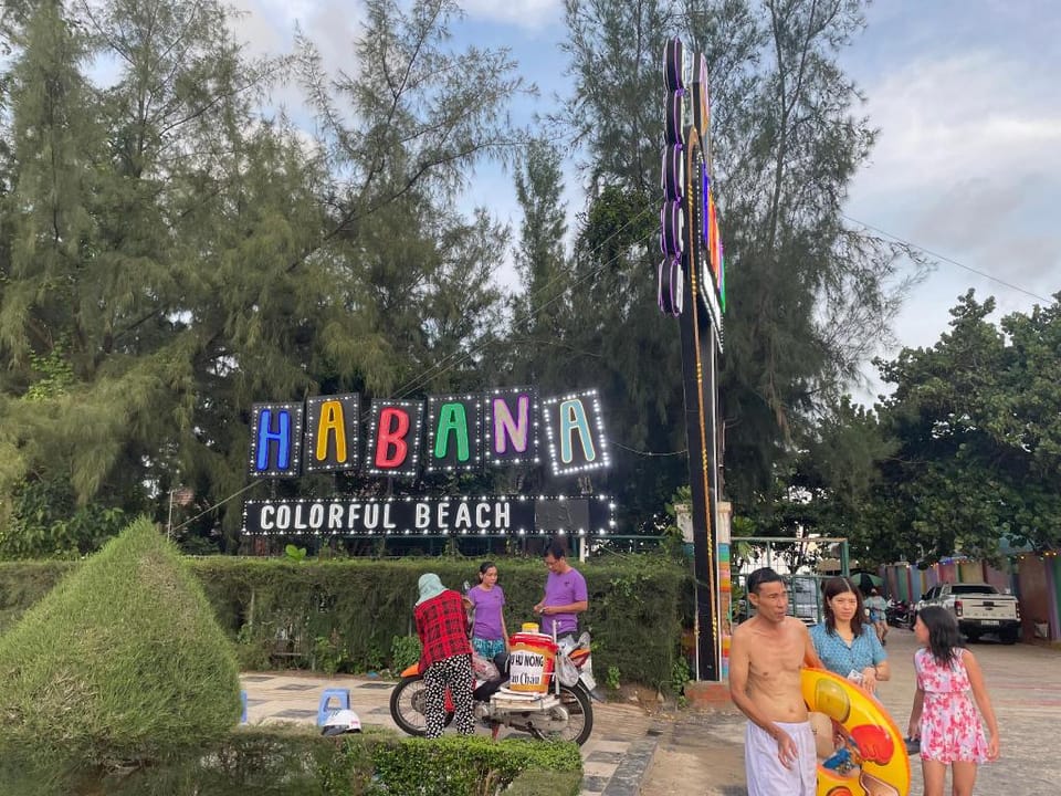Căn hộ du lịch biển cao cấp The Sóng Vũng Tàu Apartment in Vung Tau
