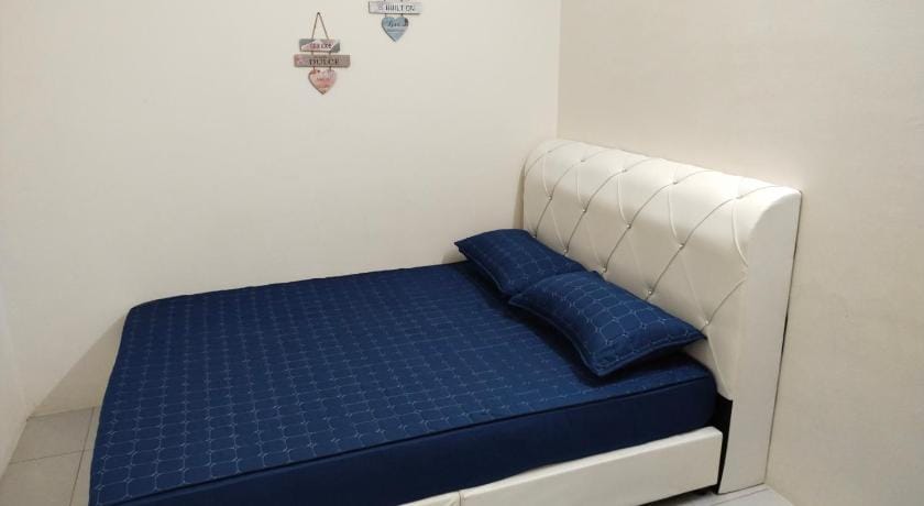 WAFID HOMESTAY SERI ISKANDAR Vacation rental in Perak Tengah District